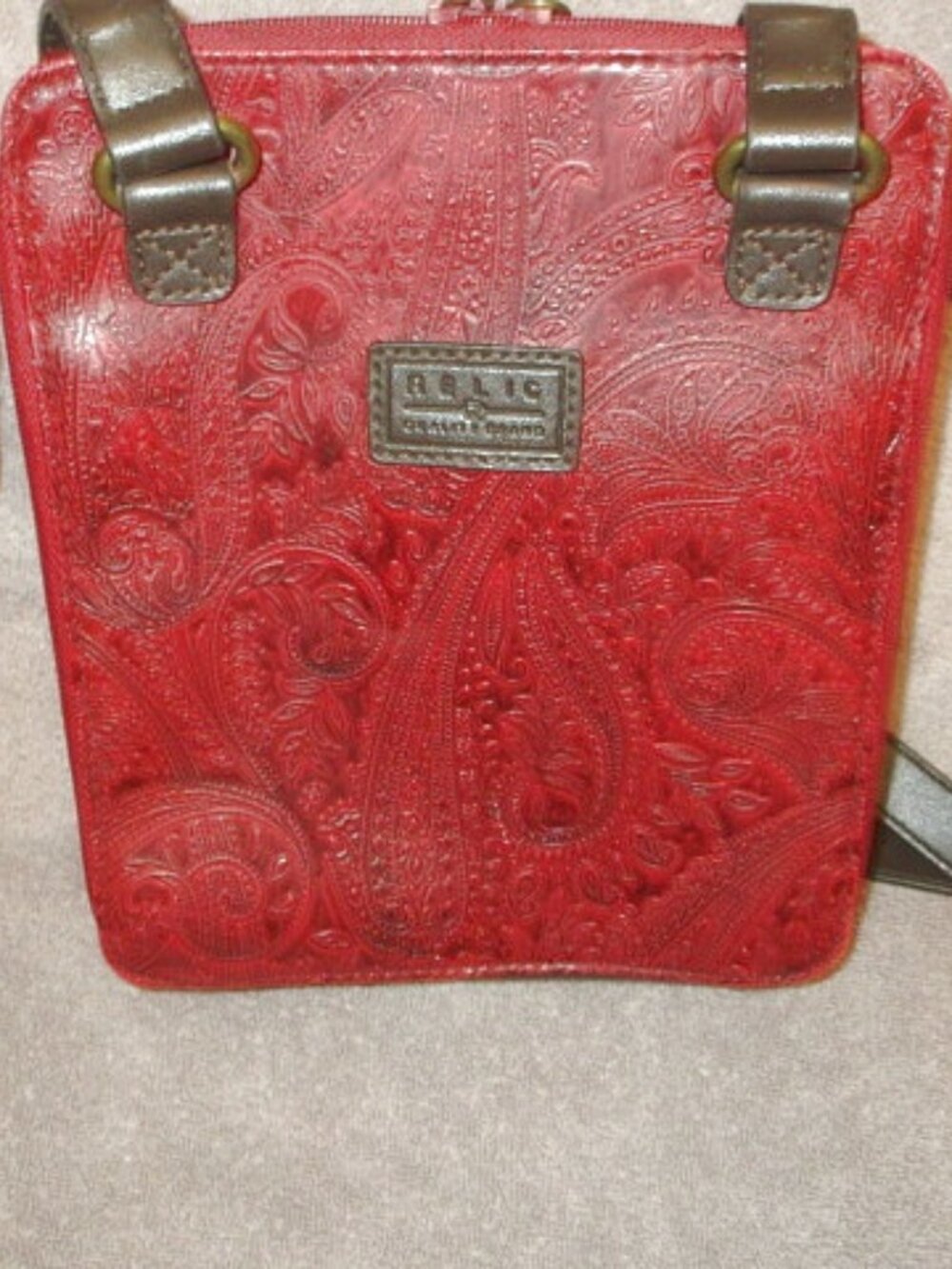 Vtg Fossil Relic Red Embossed Tooled Crossbody Bag Vegan Leather Western Boho - Picture 1 of 10